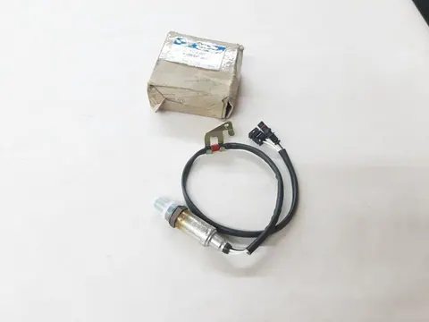 Original Mercedes-Benz W124 W201 W460 W461 Auspuffanlage LAMBDASONDE NEU.A0095428617