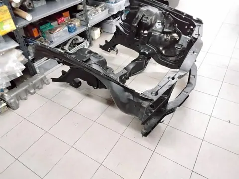 Ansicht 3 von 9: Original Mercedes-Benz W116 S-Klasse Vordere Vorbau Komplett NEU A1166207905