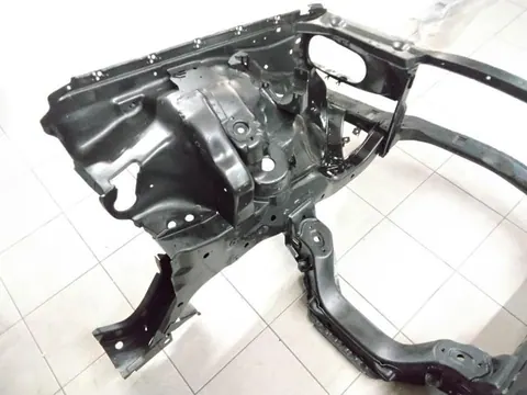 Ansicht 4 von 9: Original Mercedes-Benz W116 S-Klasse Vordere Vorbau Komplett NEU A1166207905