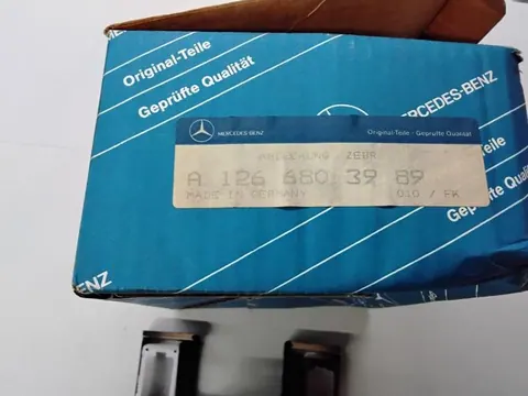 Ansicht 3 von 3: Original Mercedes-Benz W126 S-Klasse Holzverkleidung DECKEL IN ABLAGESCHALE ZEBRANO NEU A1266803989