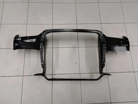Original Mercedes-Benz W108 W109 S-Klasse Frontmaske Reparaturblech Kühlerversteifung NEU A1086200572