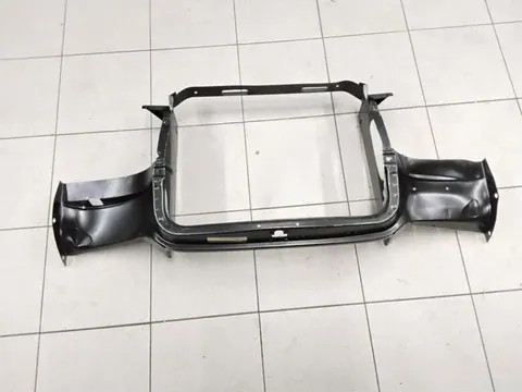 Ansicht 2 von 4: Original Mercedes-Benz W108 W109 S-Klasse Frontmaske Reparaturblech Kühlerversteifung NEU A1086200572