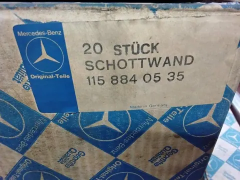 Ansicht 3 von 3: Original Mercedes-Benz W114 W115/8 TRENNWAND Schottwand Links NEU A1158840535
