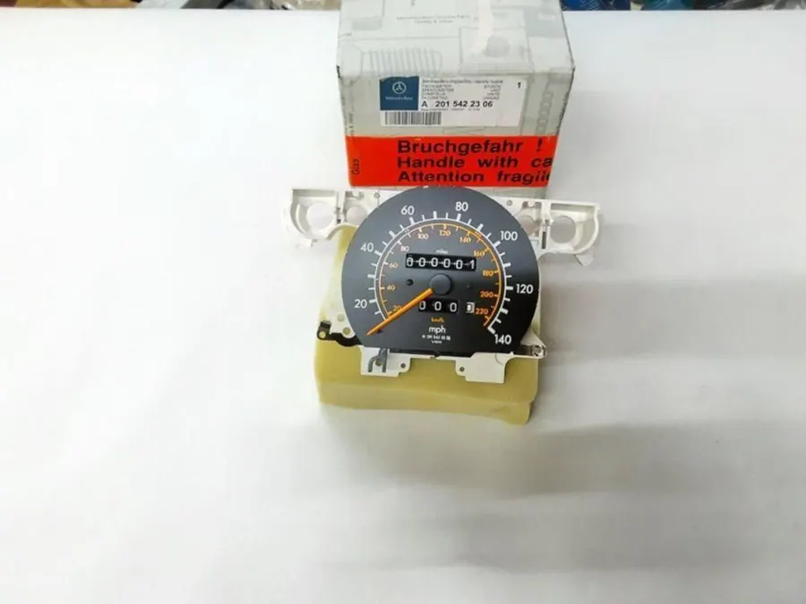 Original Mercedes-Benz W201 190E 2.3-2.6 Kombiinstrument Tachometer Tacho NEU A2015422306
