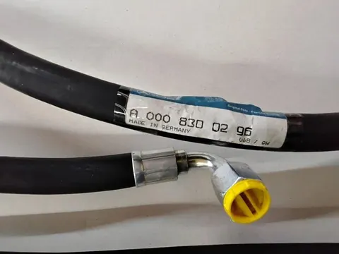 Ansicht 3 von 3: Original Mercedes-Benz W460 G-Klasse SCHLAUCH VERDAMPFER ZUM KOMPRESSOR NEU A0008300296