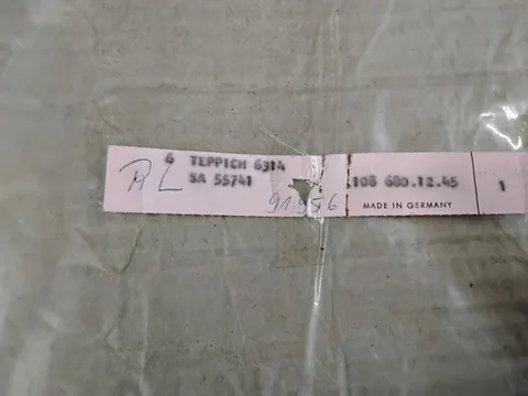 Ansicht 3 von 3: Original Mercedes-Benz W108 W109 S-Klasse Mitteltunnel Verkleidung Kardantunnel Teppich NEU A1086800745