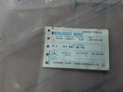 Ansicht 3 von 3: Original Mercedes-Benz W201 190E 190D Achskörperlager Gummilager Hinterachslager R+L NEU A2013512842