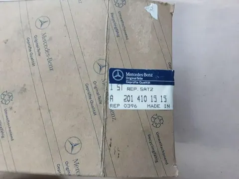 Ansicht 2 von 2: Original Mercedes-Benz W124 W201 GELENKSCHEIBE HARDYSCHEIBE Teilesatz NEU A2014101515