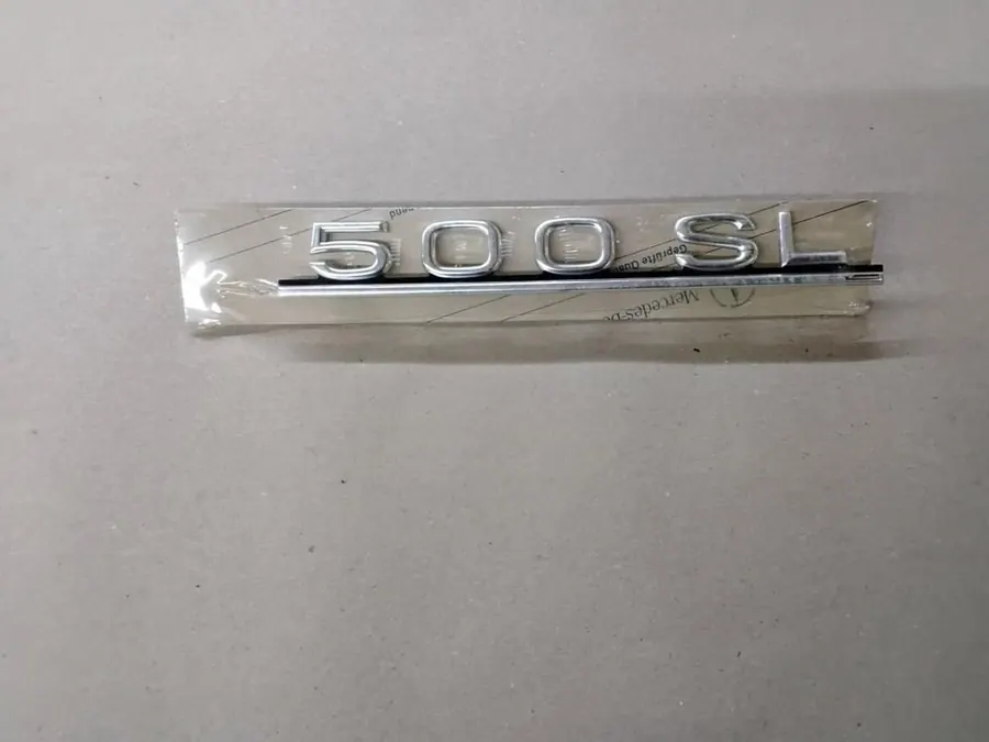 Original Mercedes-Benz W107 Cabrio 500SL Schriftzug Typenzeichen Typenschild NEU A1078170915