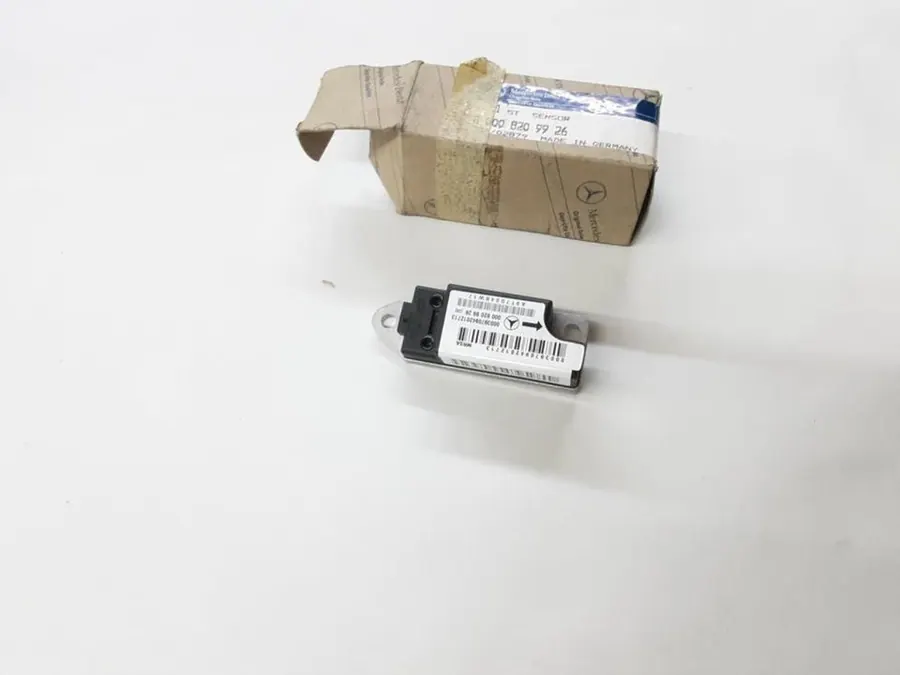 Original Mercedes-Benz W129 W140 W202 W210 BESCHLEUNIGUNGSSENSOR NEU A0008209926