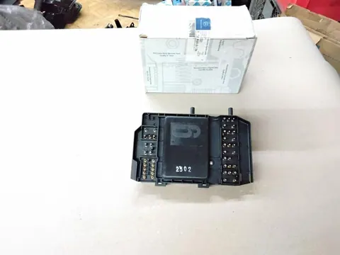 Original Mercedes-Benz W124 R129 W129 SITZHOEHENVERSTELLUNG Steuergerät NEU A1298200126