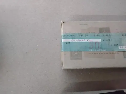 Ansicht 4 von 4: Original Mercedes-Benz W100 W108 W109 CHROM Lüftdüse Klimaanlage Jalousie Vorne NEU A1088300543