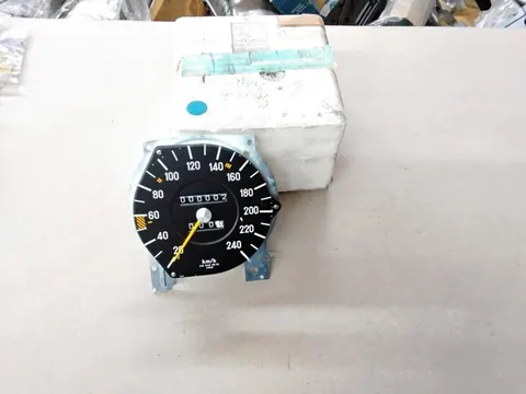 Original Mercedes W107 SL SLC, W116 S-Klasse 350SL/SLC/SE/SEL Kombiinstrument Tachometer Tacho NEU A0085428706