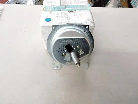 Ansicht 2 von 3: Original Mercedes W107 SL SLC, W116 S-Klasse 350SL/SLC/SE/SEL Kombiinstrument Tachometer Tacho NEU A0085428706