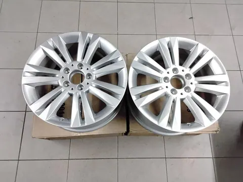 Original Mercedes-Benz W246 CLA RONAL Alufelgen Scheibenrad 7,5Jx17 ET52,5 NEU A2464010602